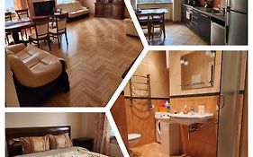 Happy Inn Arka The Heart Of Old Town, Self-Check-In, A-C, Car-Parking, Balkony